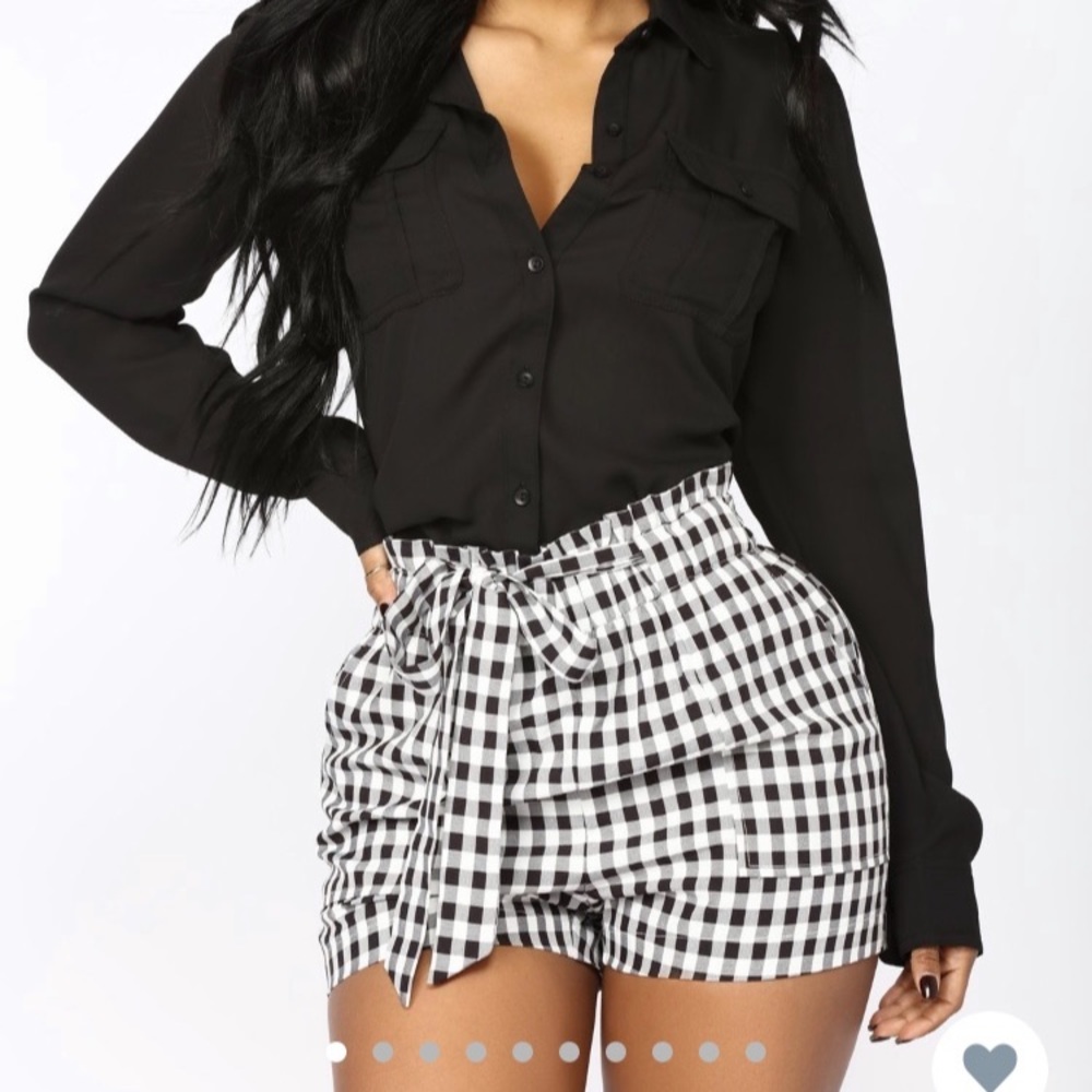 Fashion Nova Picnic Date in Paris Shorts size xs